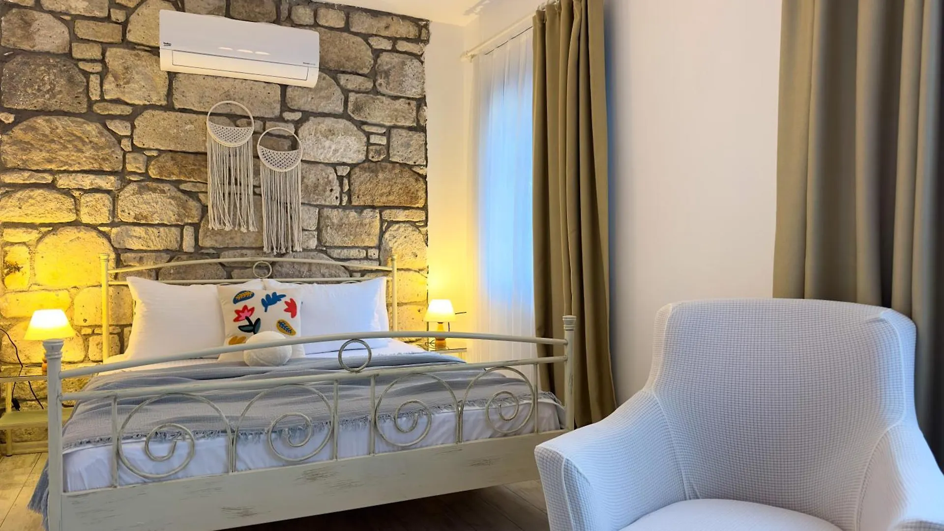 Mythos Otel Alacati Çeşme Türkiye